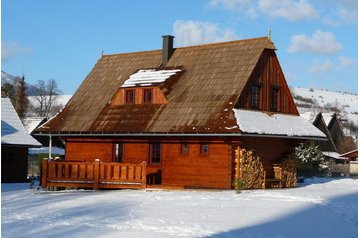 Slovacia Chata Liptovský Trnovec, Exteriorul